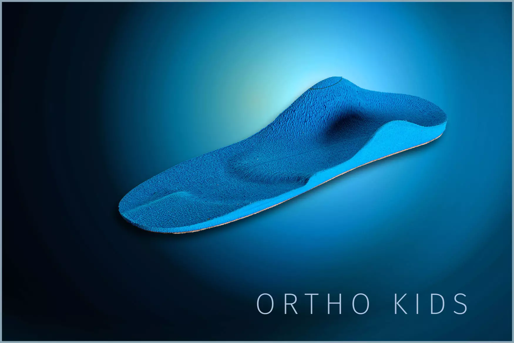 orthopädische, maßgefertigte Schuheinlage für Kinder mit Stabilisierungselementen