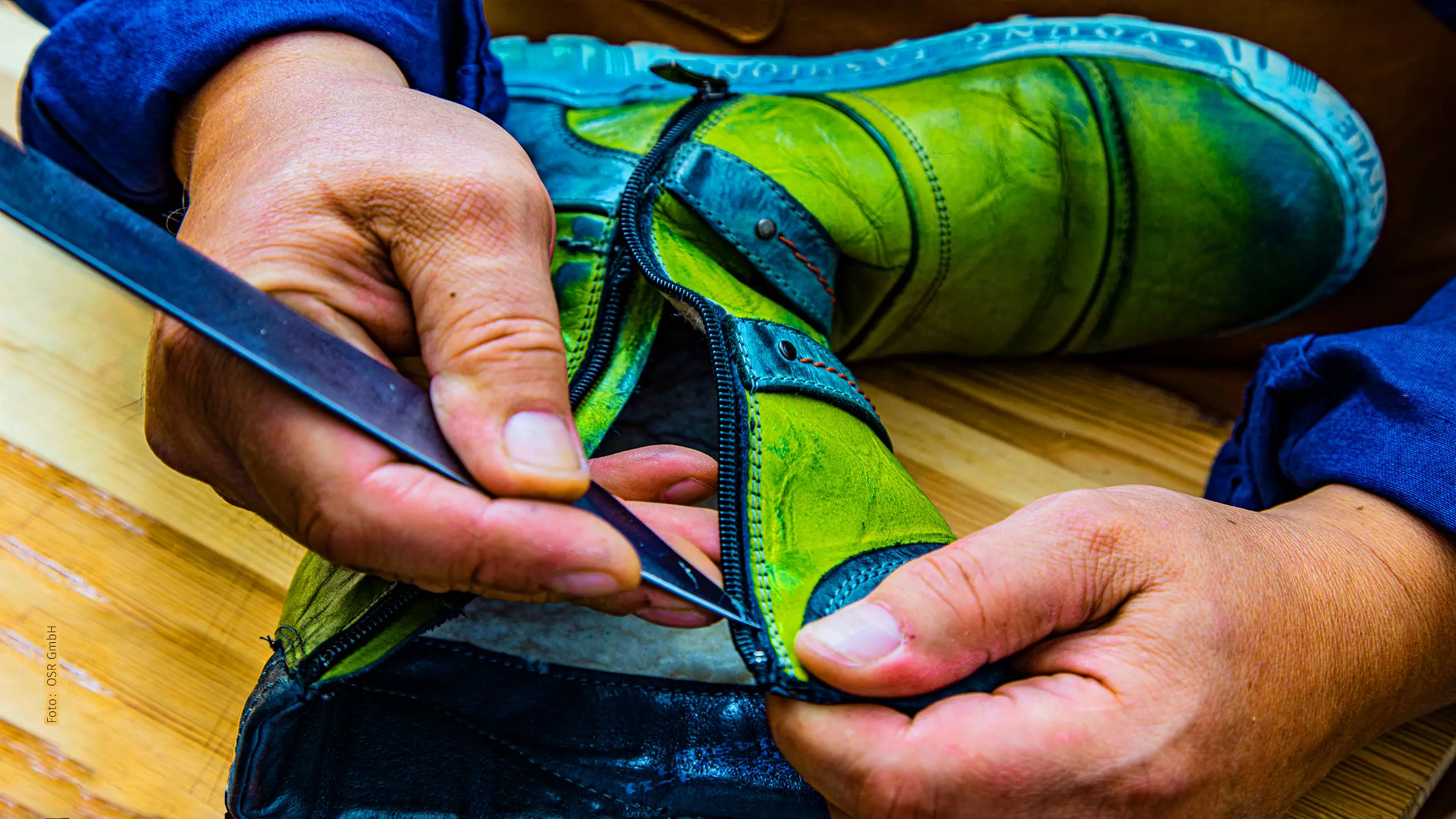 Schuhreparatur inklusive neuer Reißverschlüsse