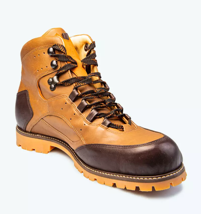 orthopädischer Maßschuh als halbhoher Winterstiefel by OSR