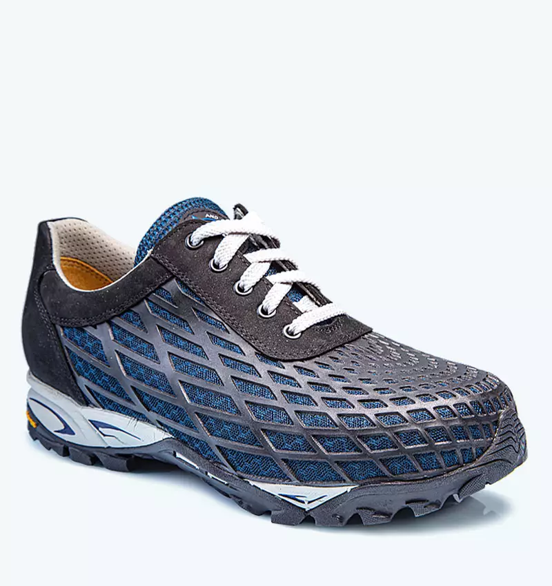 orthopädischer Maßschuh als sportlicher Alltagsschuh by OSR